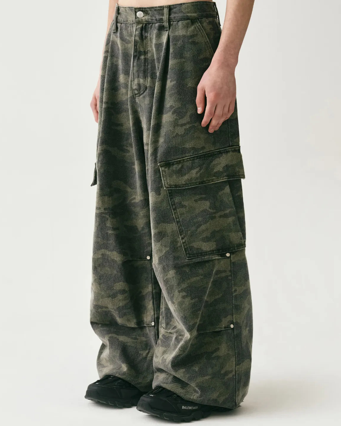 Shadow Terrain Wide-Leg Cargo Trousers